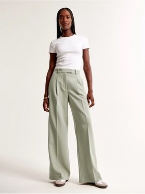 Abercrombie & Fitch Harper Tailored Ultra Wide Leg Pant